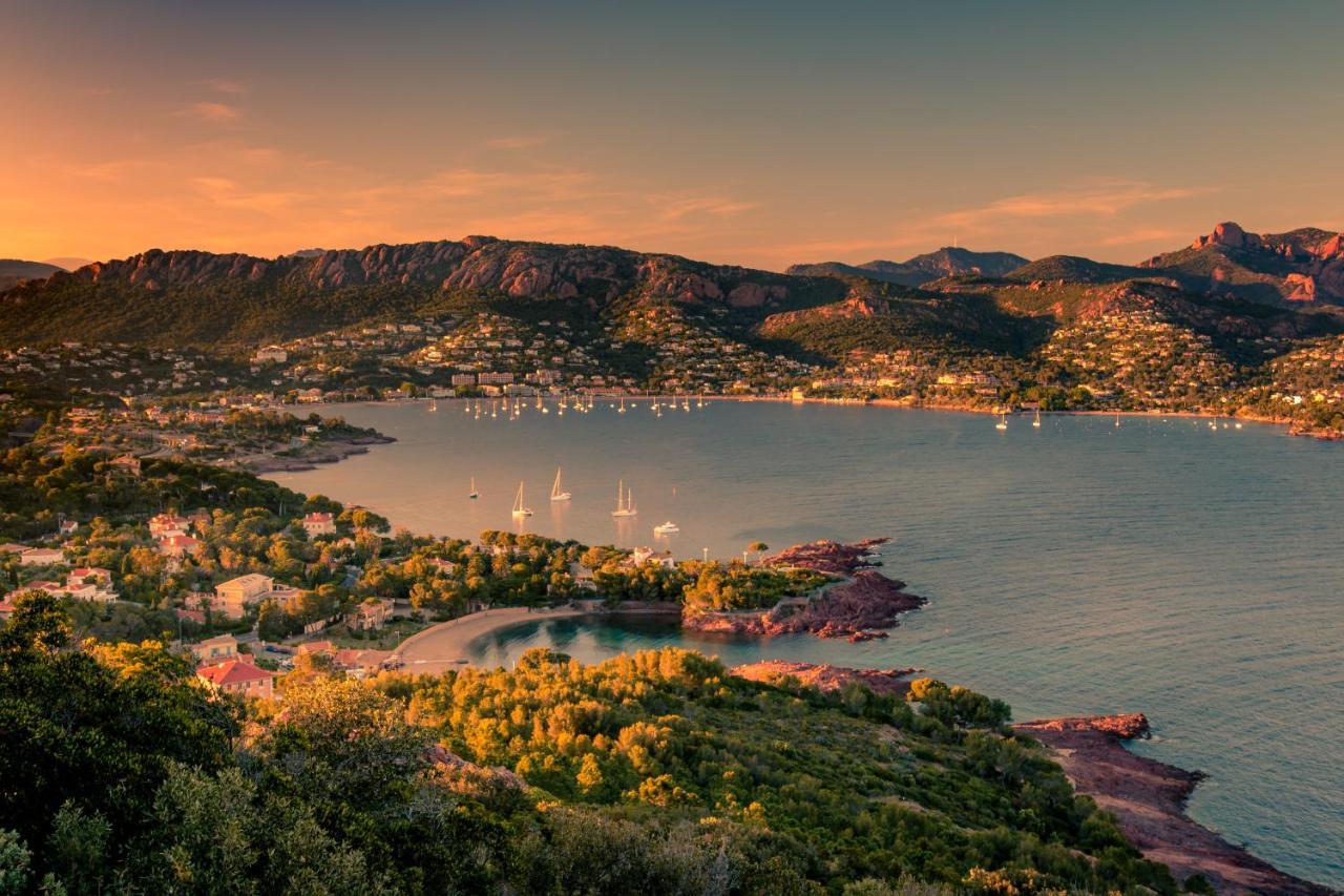 Agay Cap Esterel Village Allee Fleurs - F2 Clim Vue Golf Et Mer - Grande Terrasse Plein Sud Saint-Raphaël Kültér fotó