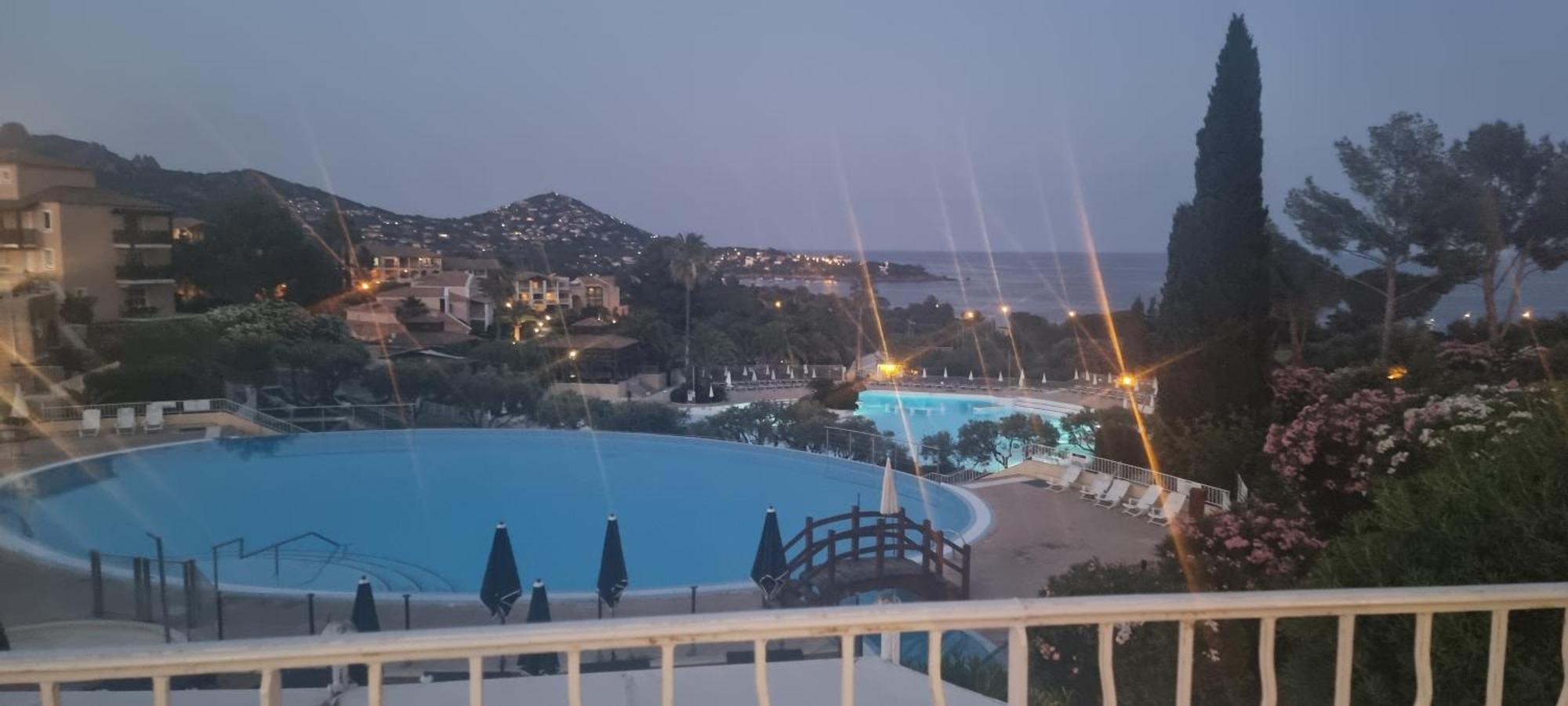Agay Cap Esterel Village Allee Fleurs - F2 Clim Vue Golf Et Mer - Grande Terrasse Plein Sud Saint-Raphaël Kültér fotó