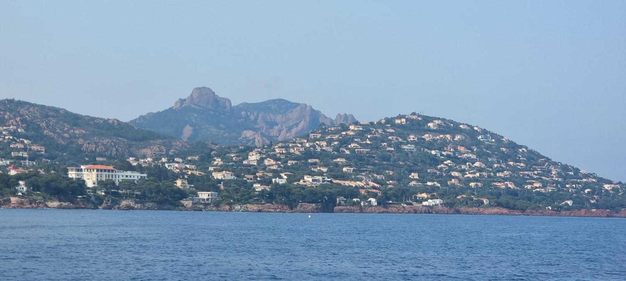 Agay Cap Esterel Village Allee Fleurs - F2 Clim Vue Golf Et Mer - Grande Terrasse Plein Sud Saint-Raphaël Kültér fotó