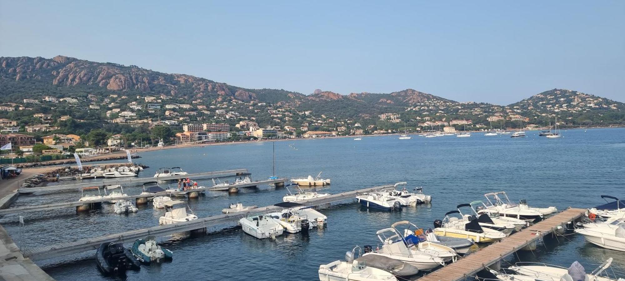 Agay Cap Esterel Village Allee Fleurs - F2 Clim Vue Golf Et Mer - Grande Terrasse Plein Sud Saint-Raphaël Kültér fotó