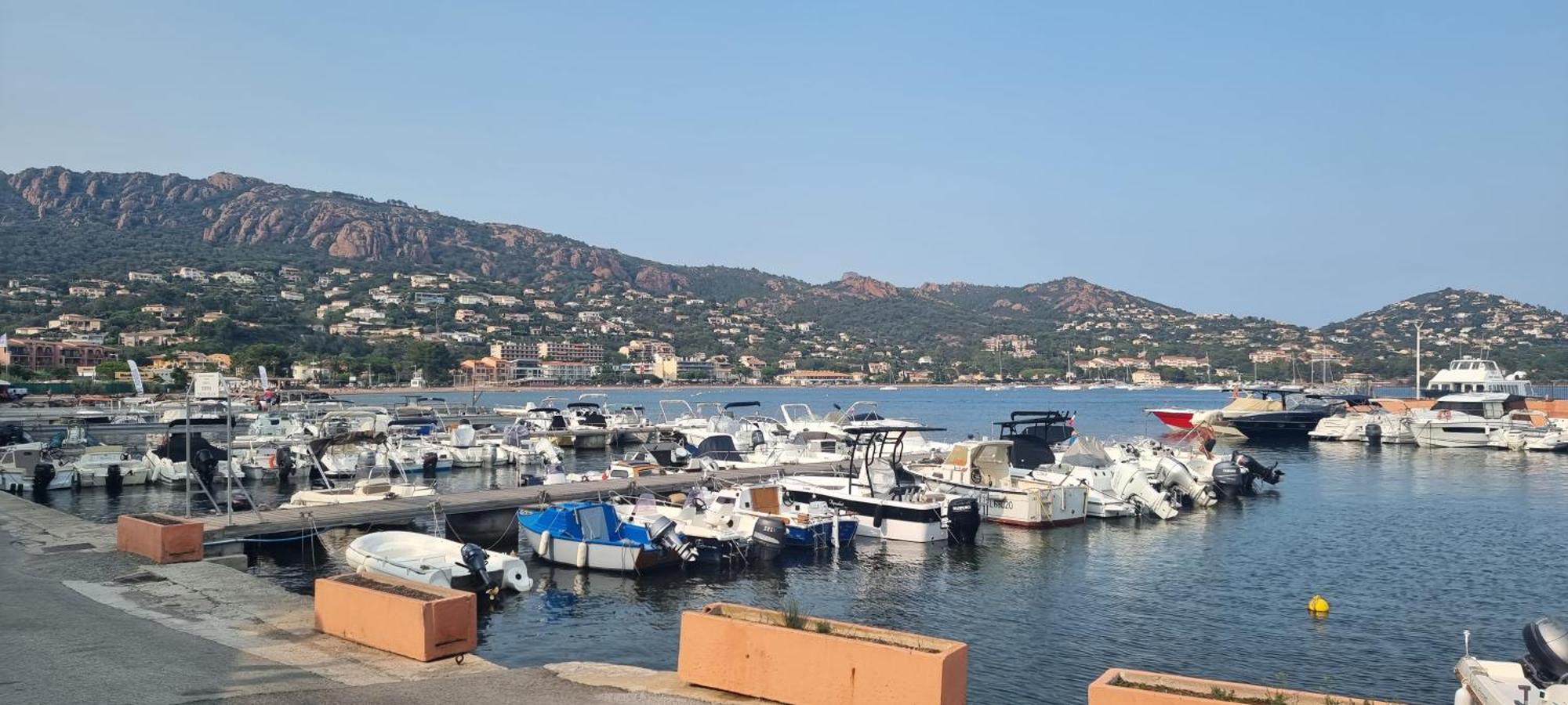 Agay Cap Esterel Village Allee Fleurs - F2 Clim Vue Golf Et Mer - Grande Terrasse Plein Sud Saint-Raphaël Kültér fotó