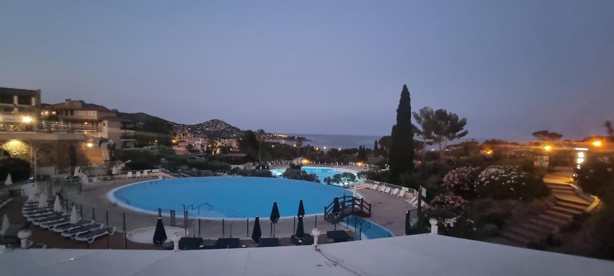 Agay Cap Esterel Village Allee Fleurs - F2 Clim Vue Golf Et Mer - Grande Terrasse Plein Sud Saint-Raphaël Kültér fotó