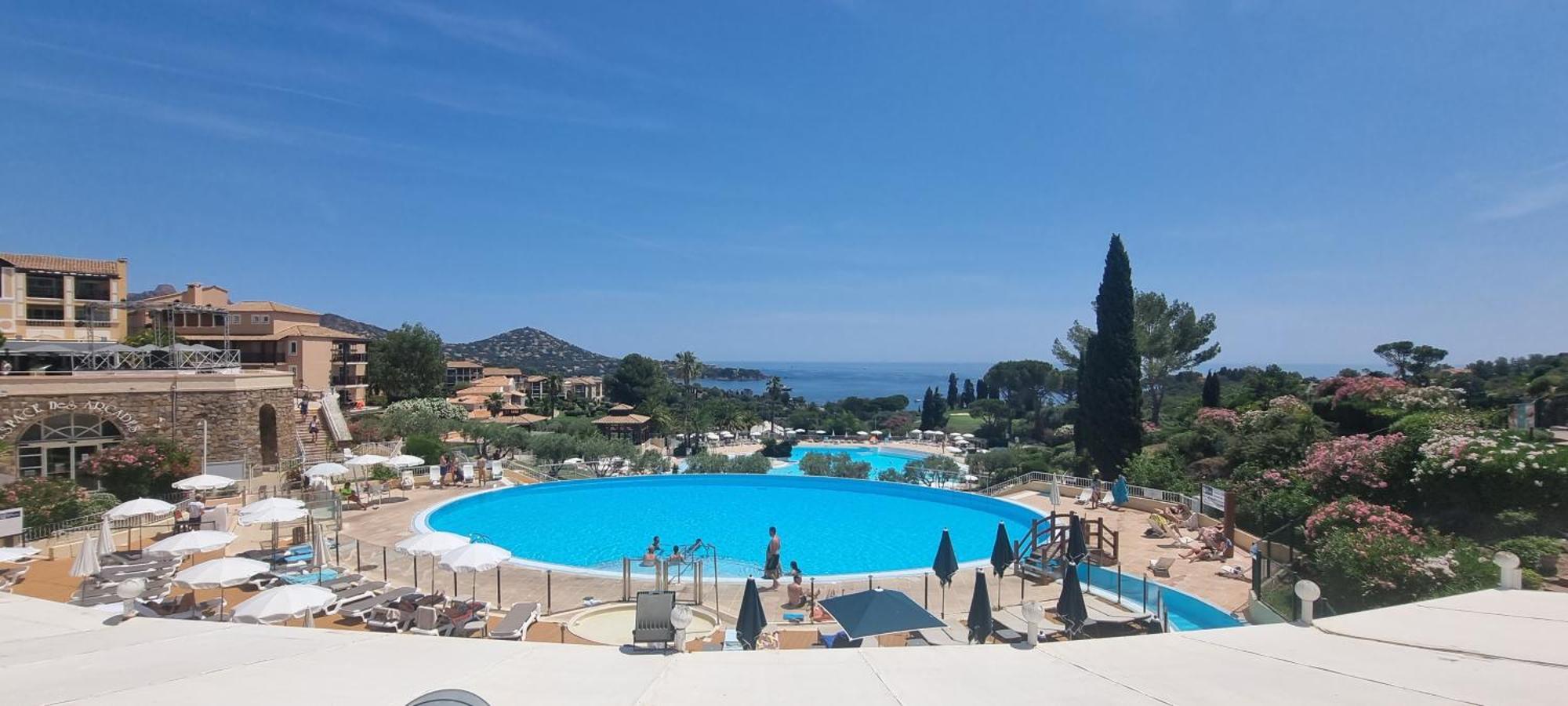 Agay Cap Esterel Village Allee Fleurs - F2 Clim Vue Golf Et Mer - Grande Terrasse Plein Sud Saint-Raphaël Kültér fotó
