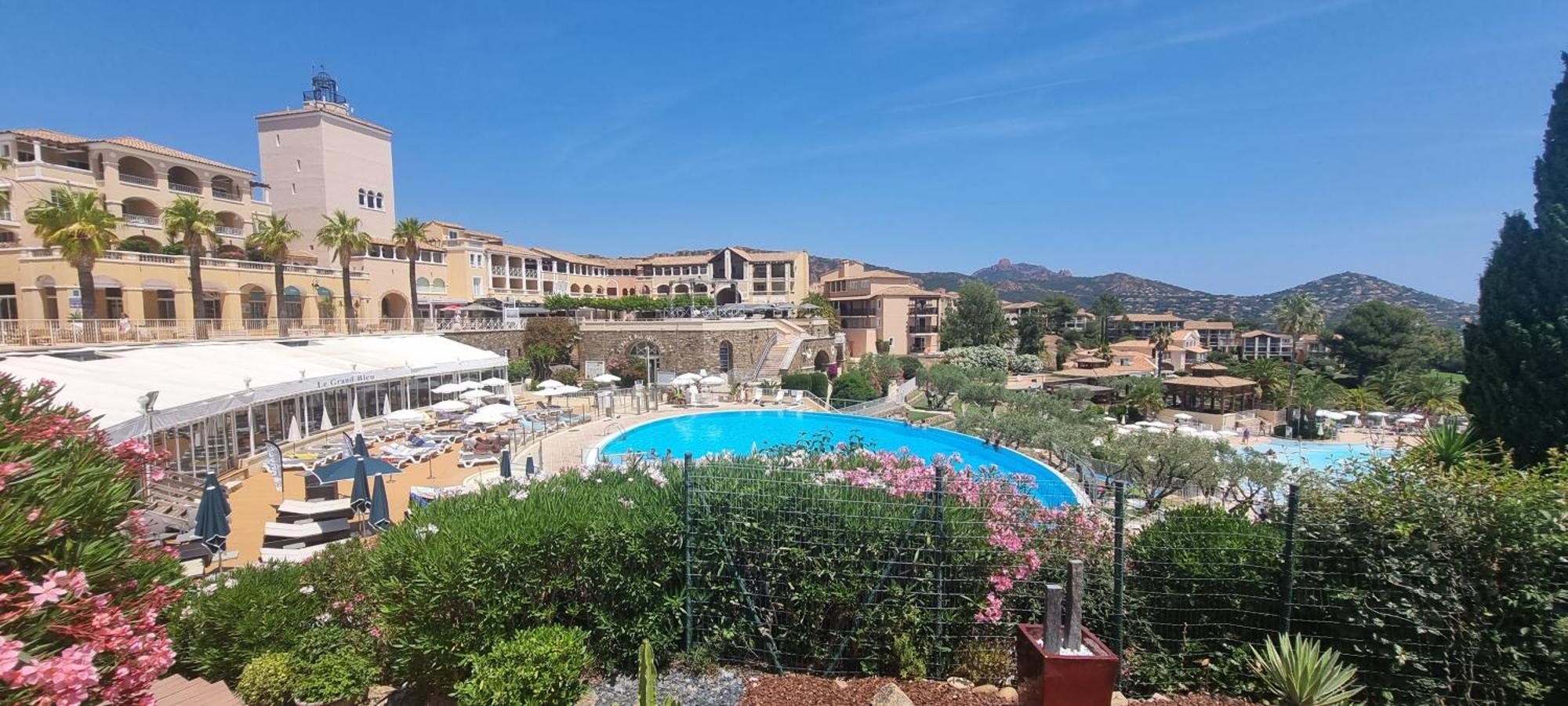 Agay Cap Esterel Village Allee Fleurs - F2 Clim Vue Golf Et Mer - Grande Terrasse Plein Sud Saint-Raphaël Kültér fotó