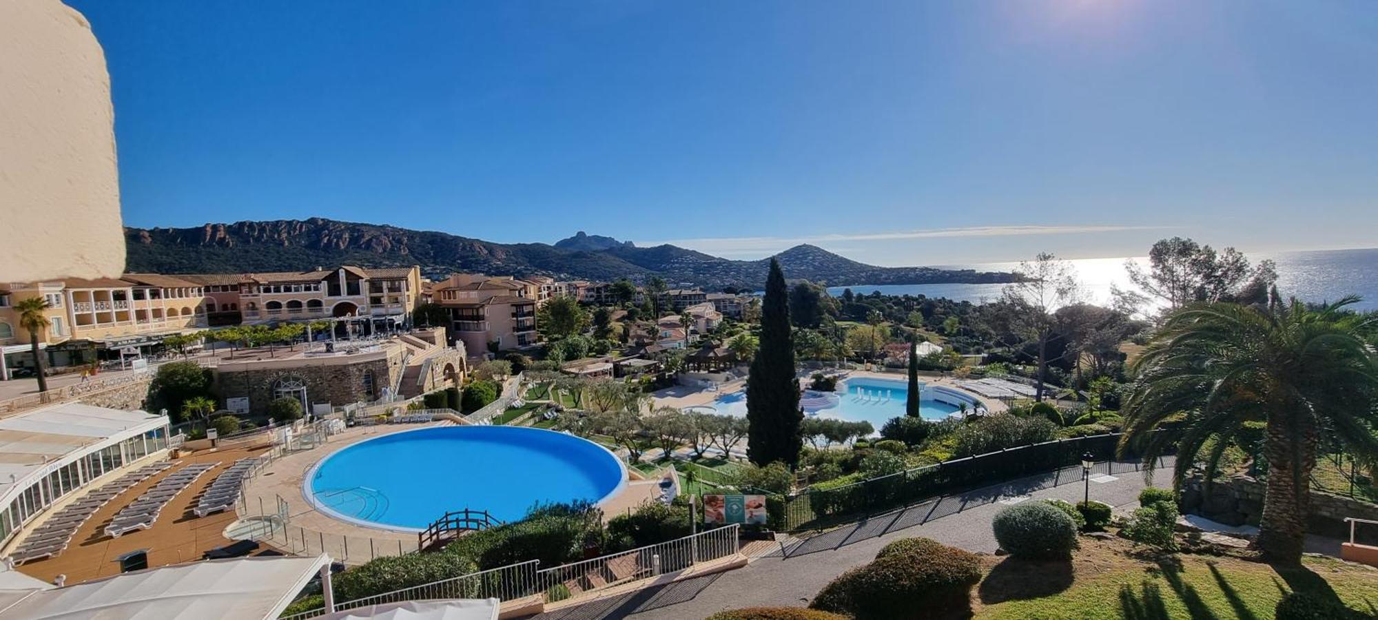 Agay Cap Esterel Village Allee Fleurs - F2 Clim Vue Golf Et Mer - Grande Terrasse Plein Sud Saint-Raphaël Kültér fotó