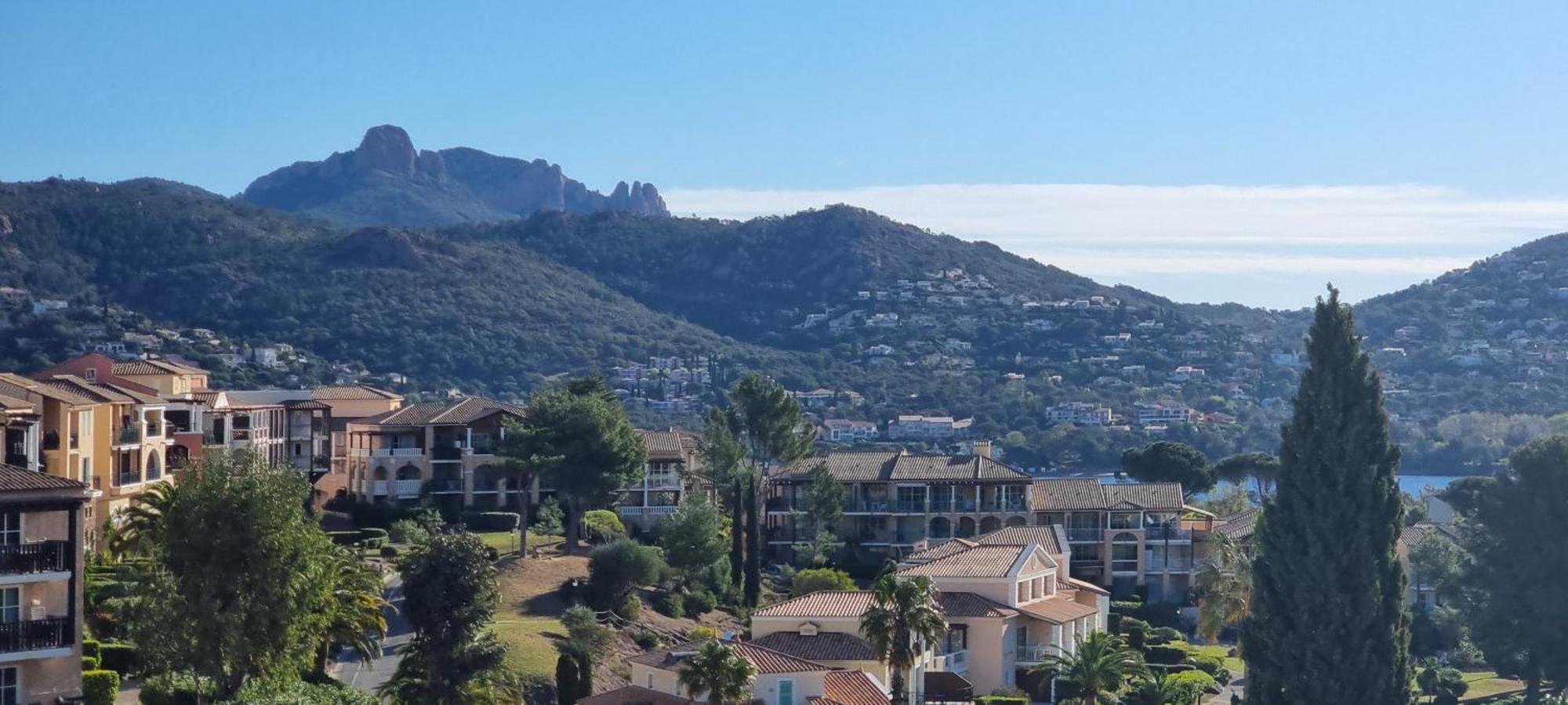 Agay Cap Esterel Village Allee Fleurs - F2 Clim Vue Golf Et Mer - Grande Terrasse Plein Sud Saint-Raphaël Kültér fotó